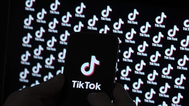 Trump, yasaklanması tartışılan TikTok’u ve kullanıcılarının verilerini korumak için çözüm arıyor