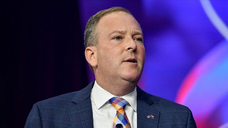 Trump’ın Çevre Koruma Ajansı adayı Zeldin, Senato’da sorulara net cevaplar vermekten kaçındı