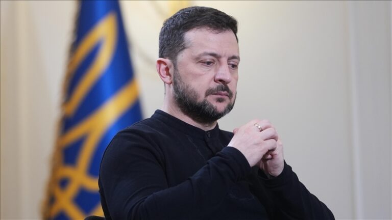 Zelenskiy’den Trump’ın açıklamalarına tepki: Dezenformasyon balonunun içinde yaşıyor