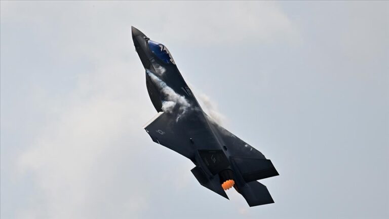 Trump, Hindistan’a F-35 satışının önünü açacaklarını söyledi
