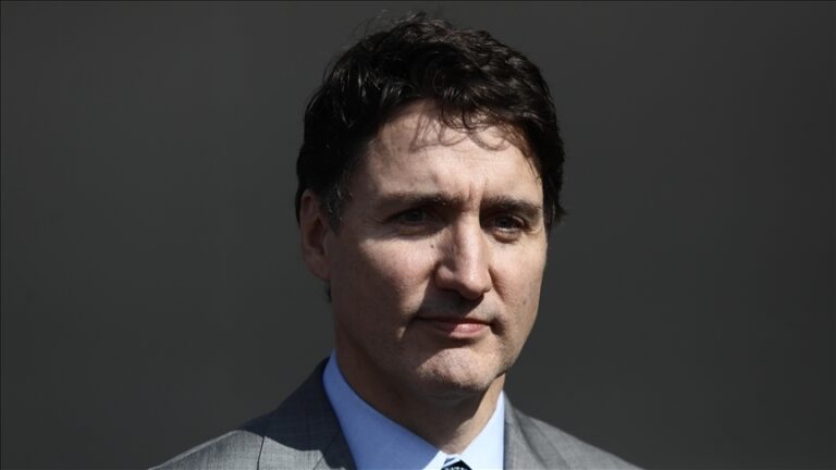 Başbakan Trudeau’dan, ABD’nin gümrük vergilerine karşı “Kanada’yı seçin” çağrısı