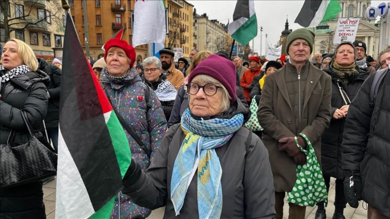 ABD Başkanı Trump’ın Gazze planı İsveç’te protesto edildi