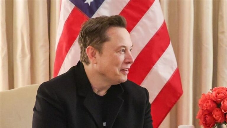 Elon Musk, Zelenskiy’nin “sonsuza dek sürecek bir savaş” istediğini savundu